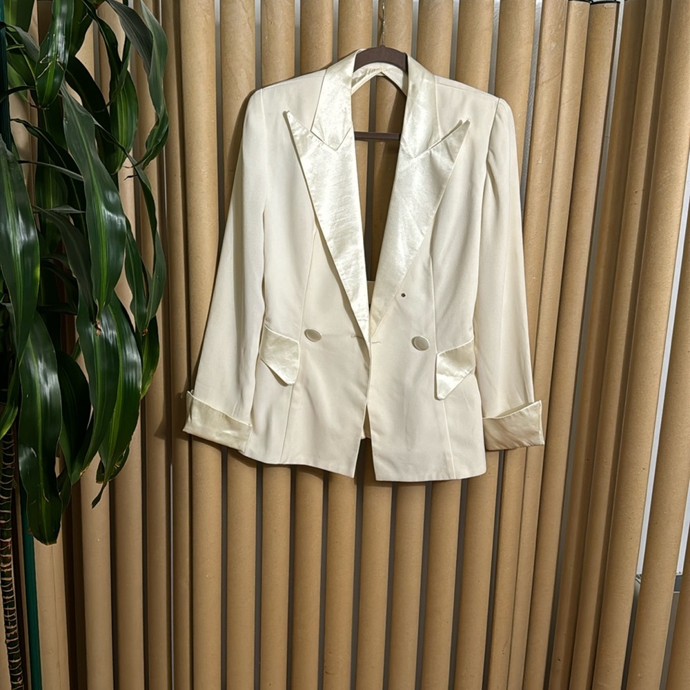 Cache true vintage cut out blazer